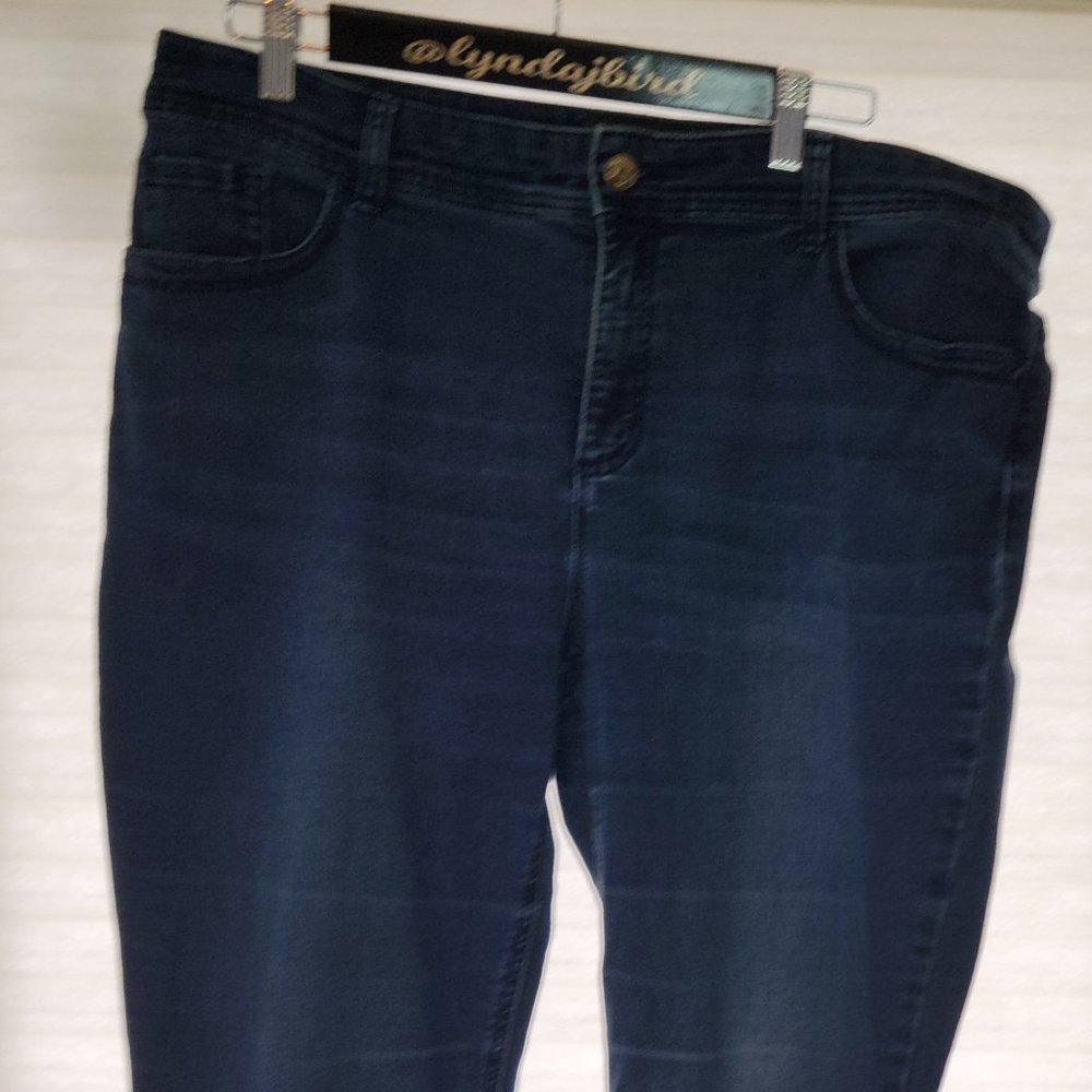 Chico's So Slimming Stonewash Denim Jeans